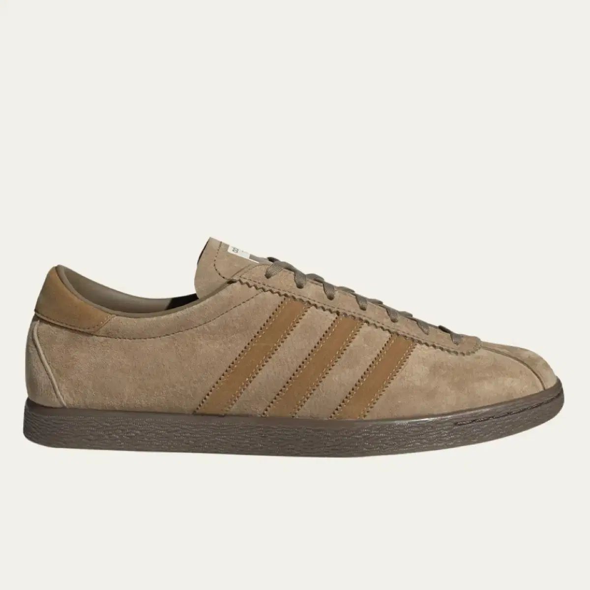 240 adidas(アディダス) タバコ パントン メサ