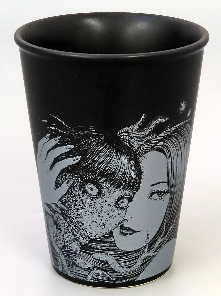 富江 伊藤潤二　マグカップ Amazon.co.jp: ABYstyle - 伊藤潤二 - 伊藤ジュンジコレクション