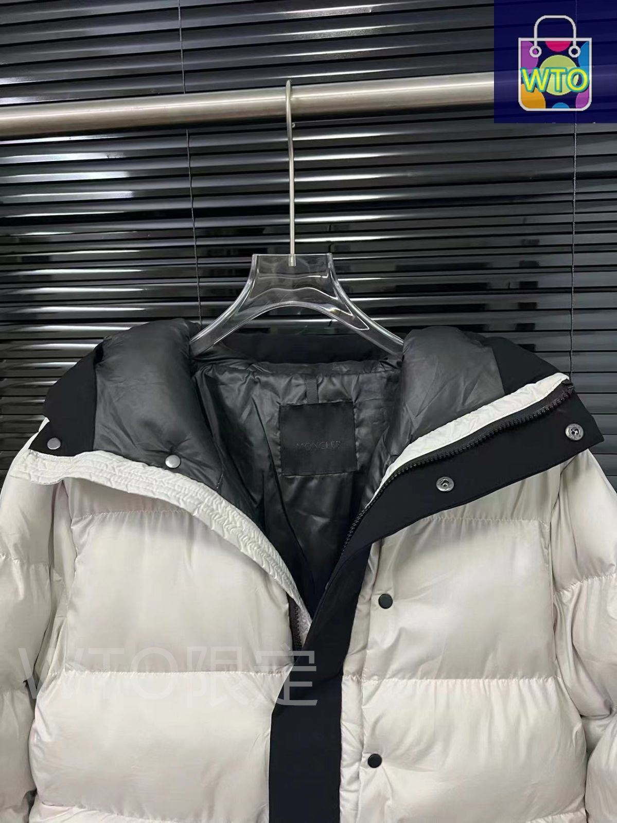 早い者勝ち❗️週末限定値下げ❗️MONCLER モンクレール ダウンジャケット S imgrc0140108795.jpg