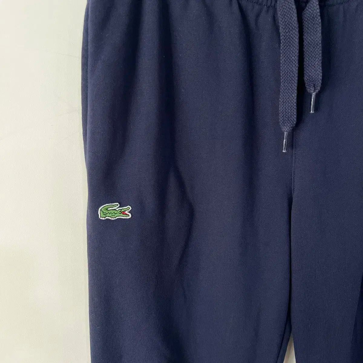 LACOSTE - タグ付未使用品✨ラコステ ジョガーパンツ スウェットパンツ 青 ブルー US S LACOSTE スウェットパンツ ジャージ テクニカルスウェットパンツ