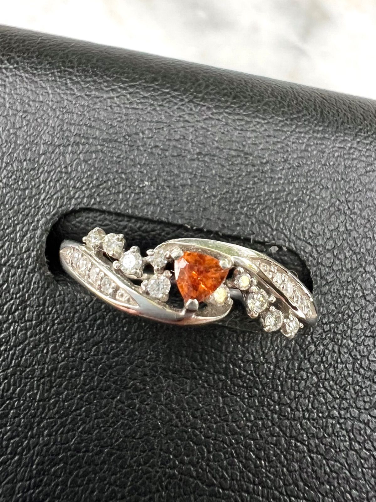 ストーン Pt900 三つの願いを叶える石トリプライトダイヤモンドリング JGGLミニ鑑別付属