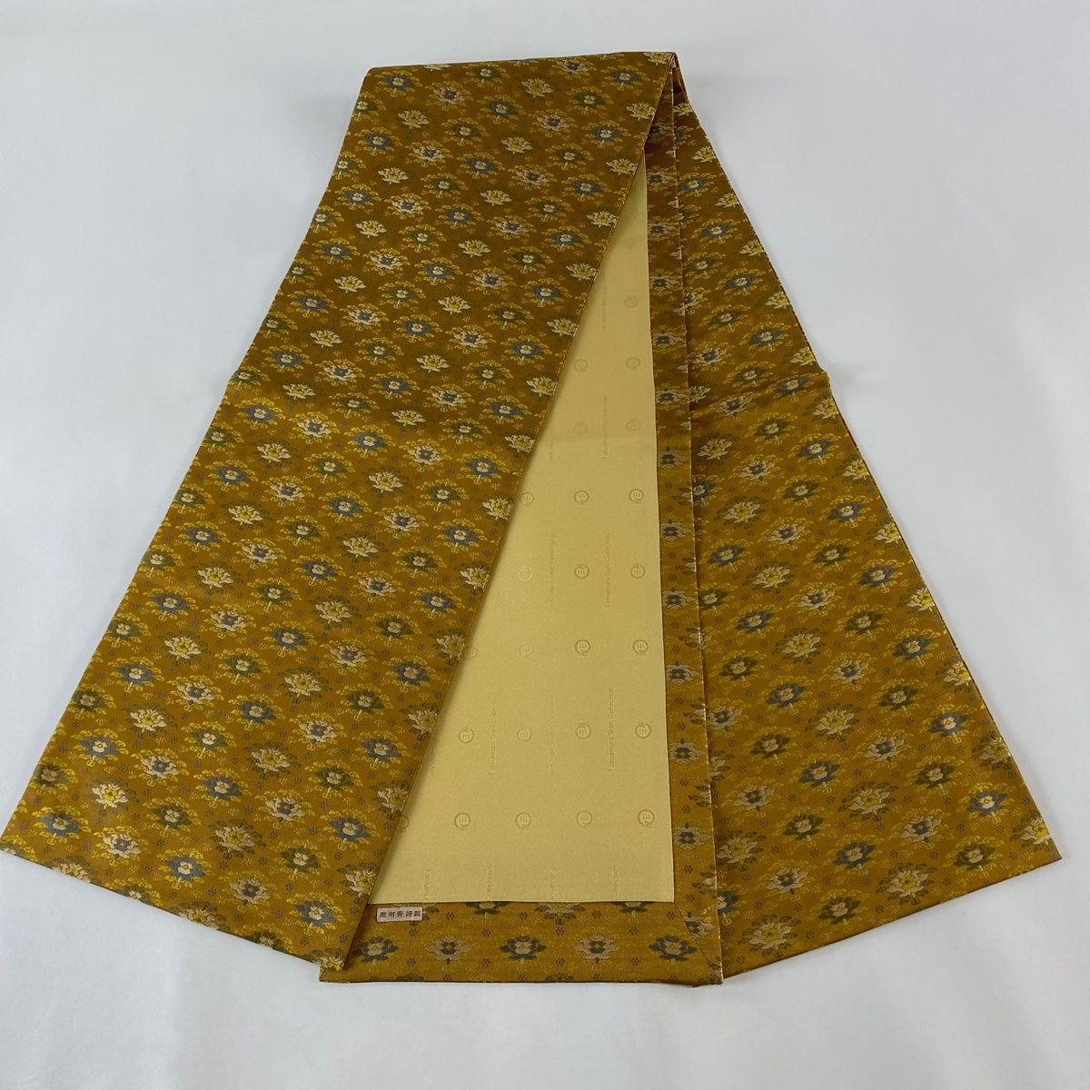 開き名古屋帯 美品 逸品 龍村晋 草花 山吹茶色 正絹 【中古