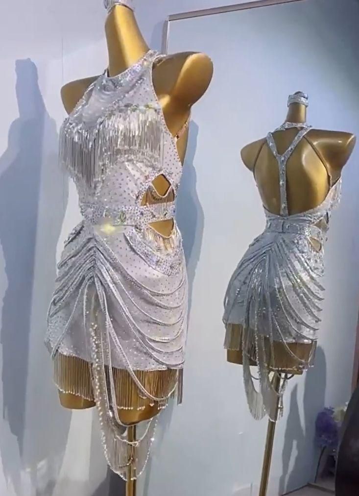 社交ダンス衣装 ラテンワンピースドレス キラキラ ホワイト オーダーメイドccc 社交ダンス衣装 ラテンワンピースドレス キラキラ ホワイト オーダー