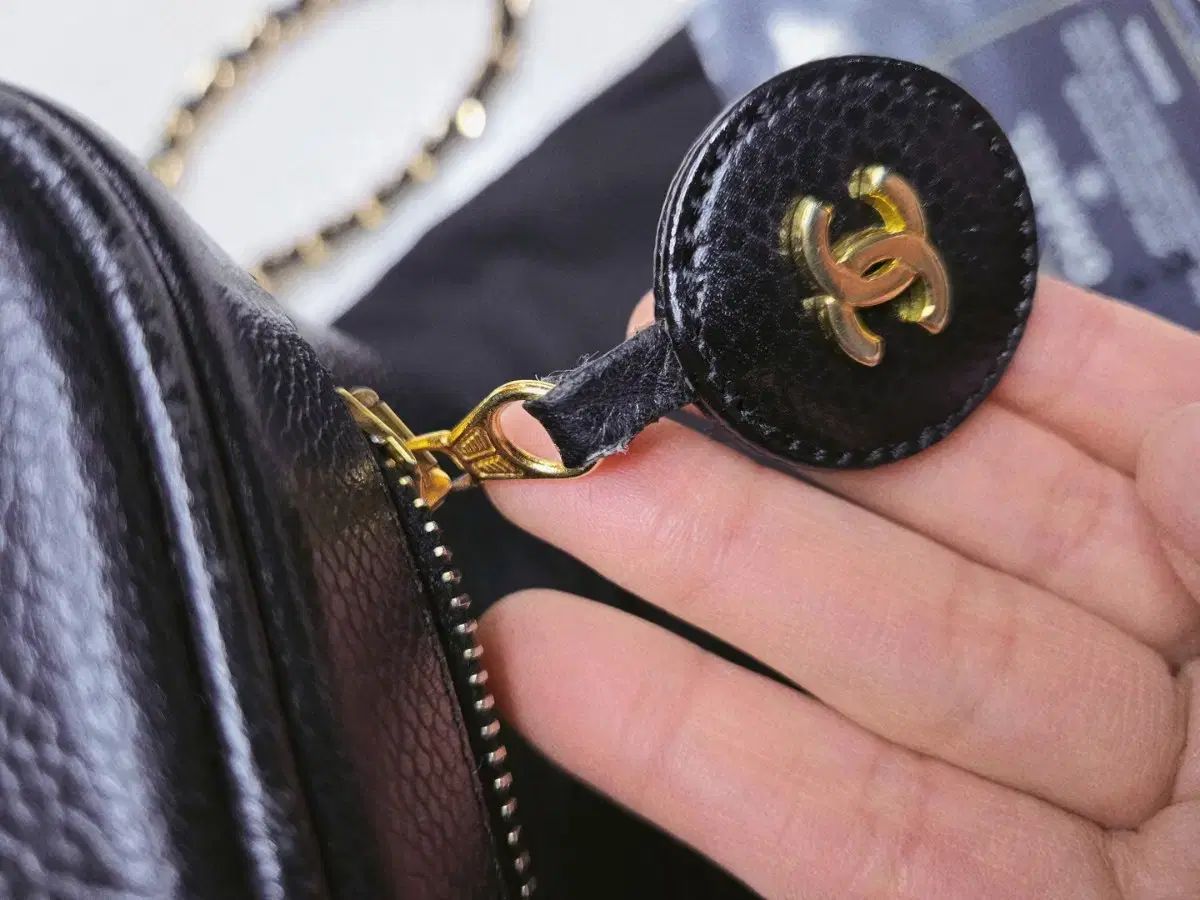Chanel シャネル