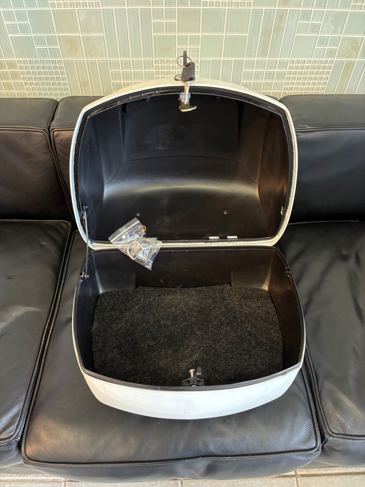 ベスパ純正LX用トップボックス FFCRYSTALESIA_COM