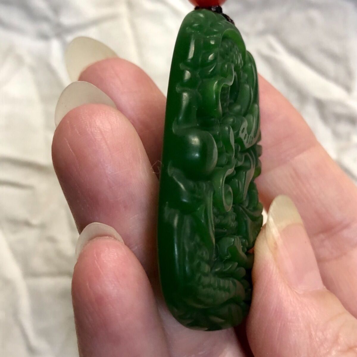 翡翠・彫刻ペンダントヘッド・ドラゴン・龍 新品 和田翡翠 石彫 ドラゴン ペンダント ネックレス 龍 彫刻