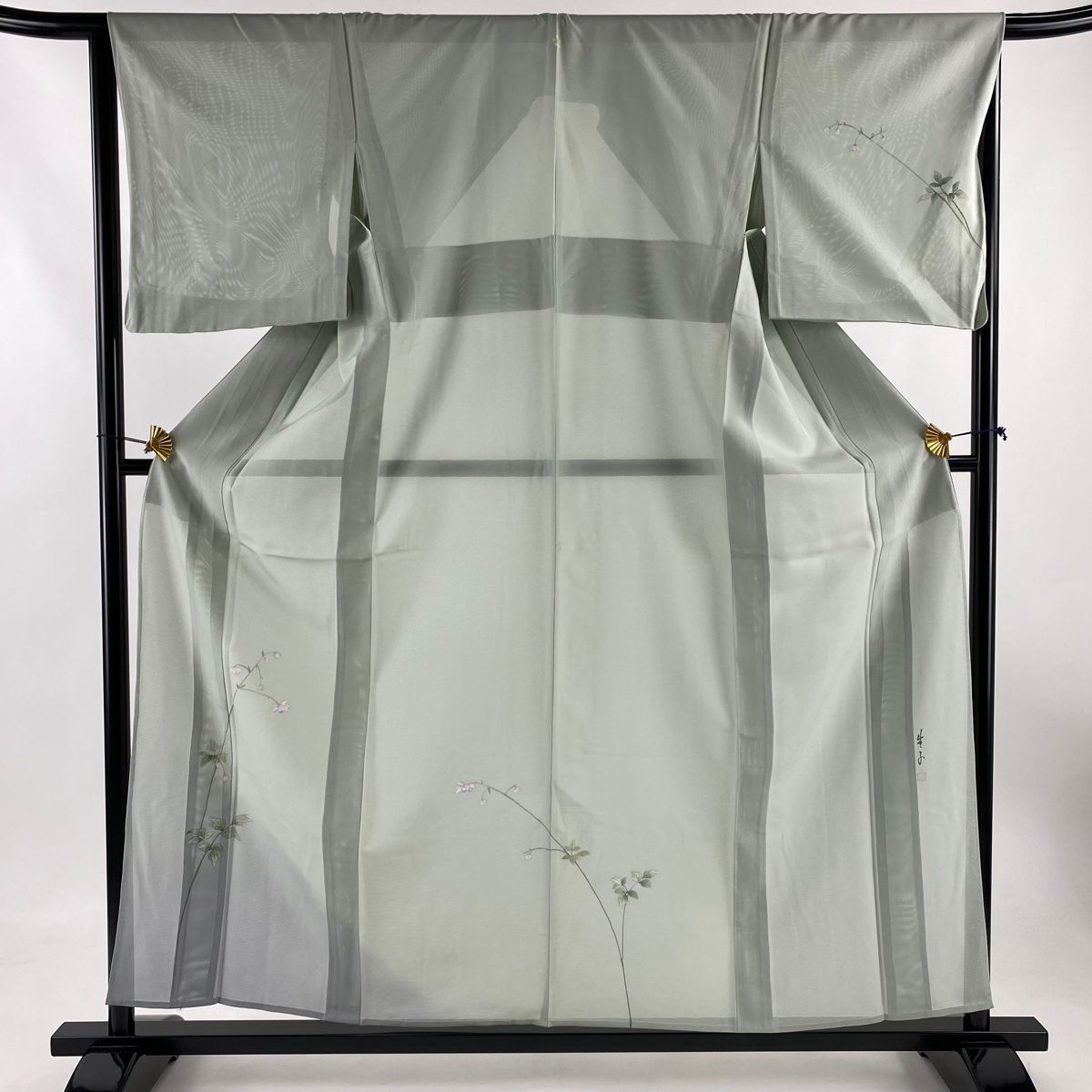 付下げ 身丈158.5cm 裄丈66cm M 薄物 一色生子 絽 落款 草花 薄緑 正絹  