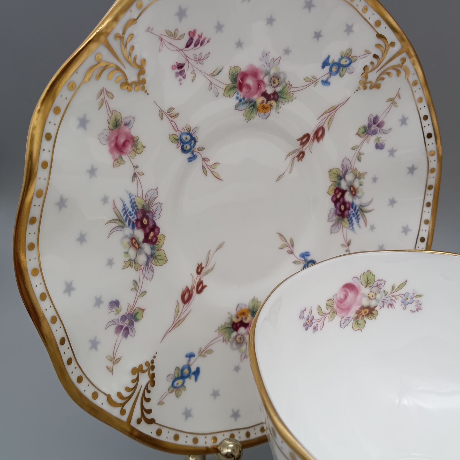 ロイヤルクラウンダービー　アントワネット　ディーププレート　6枚セット ロイヤルクラウンダービー アントワネット ディーププレート 6枚