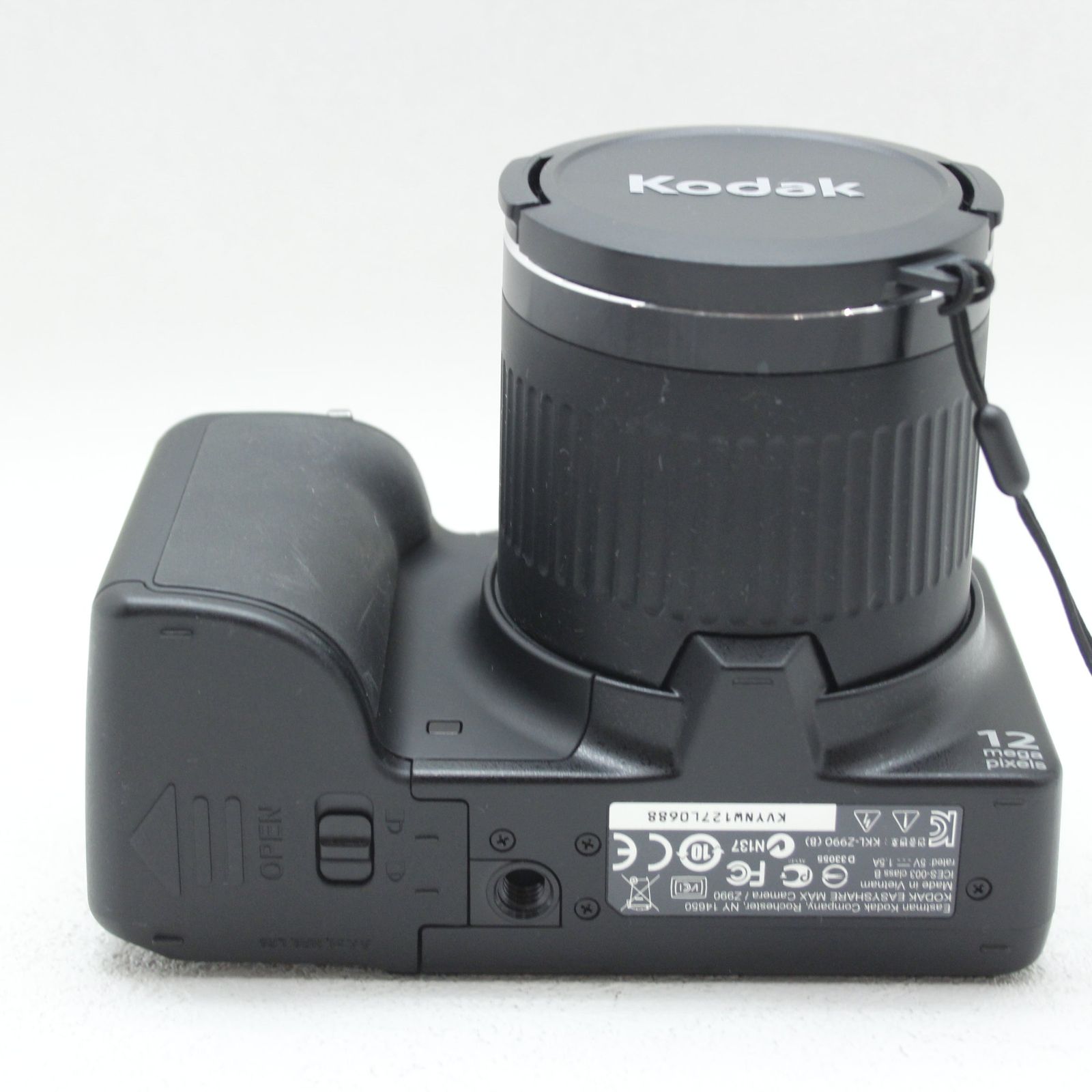 Kodak EasyShare max Z990 - メルカリ