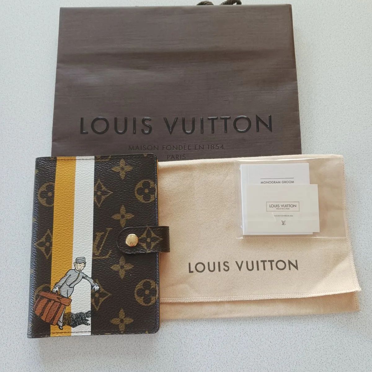 LOUIS VUITTON アジェンダPM（手帳カバー）モノグラム グルーム ブラウン×ジョーヌ R20019 ベルボーイ - メルカリ