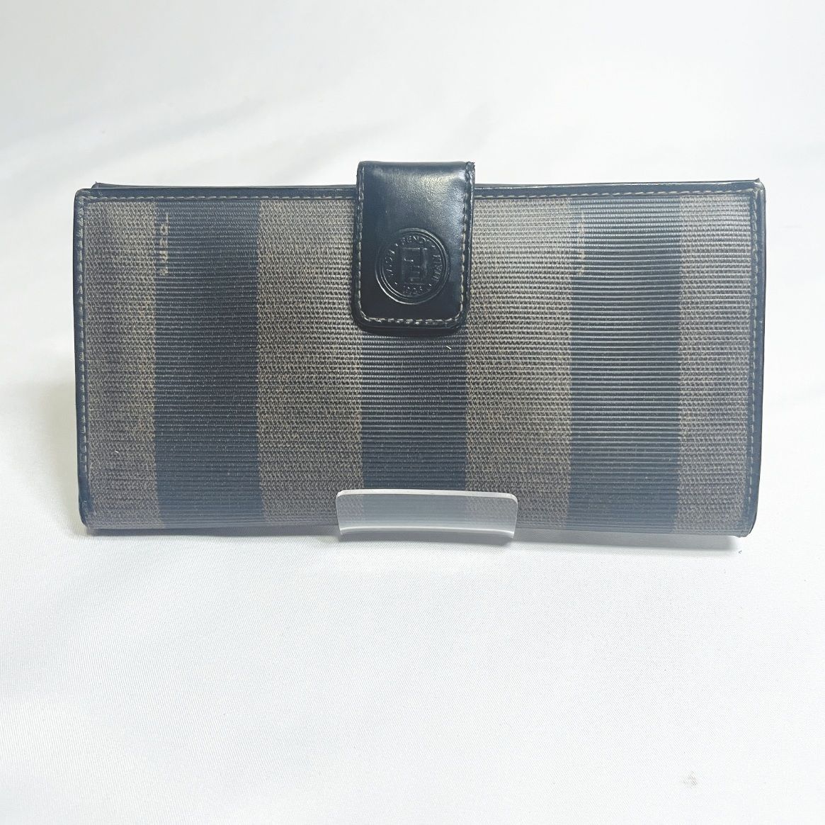 FENDI（フェンディ） 長財布 ペカン柄 市松模様 FFロゴ ストライプ 二 