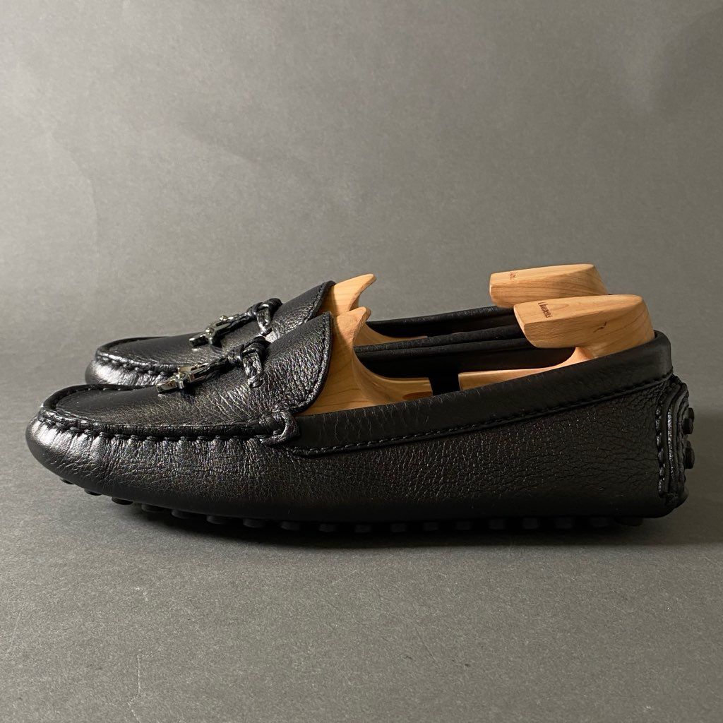 ルイ・ヴィトンLOUIS VUITTON ハラコタッセルローファー