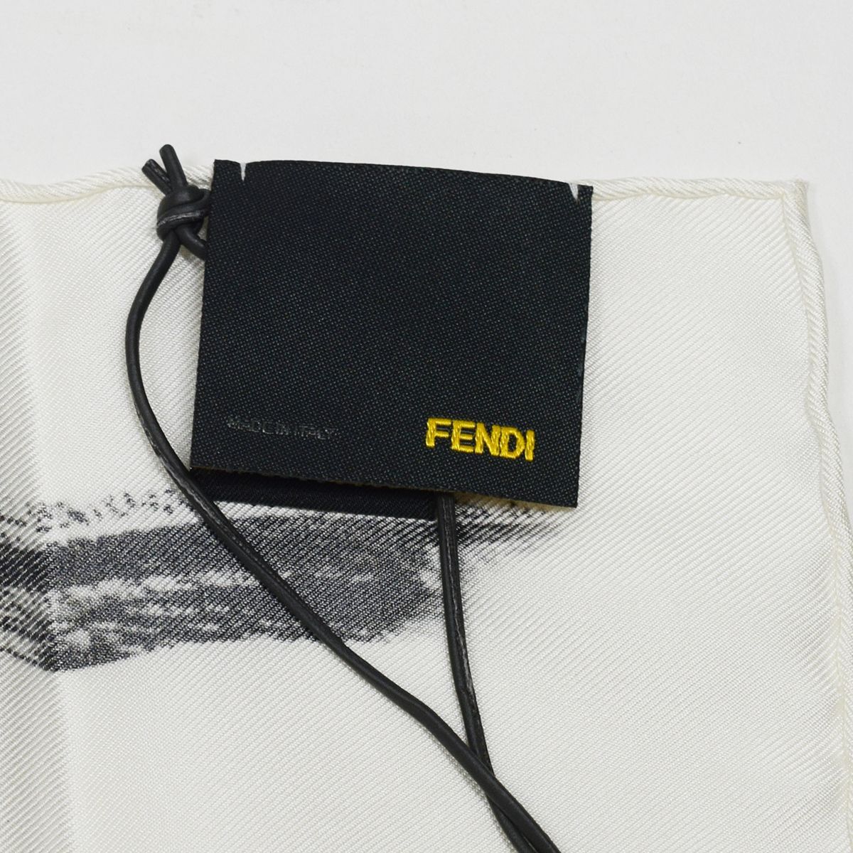 【未使用品】Fendi フェンディ フーラード バゲットマニア スカーフ