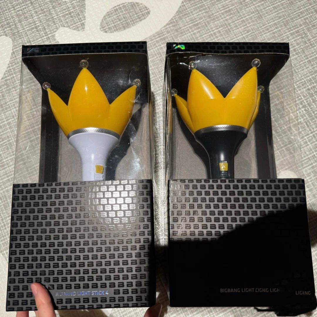 BIGBANG ペンライト ver.4 2本セット BIGBANG 公式ペンライトVer.4 bigbang 公式グッズ ☆2色セット