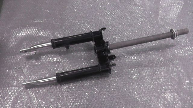 トゥデイ FI AF67-1575xxx の フロントフォーク 1759366136