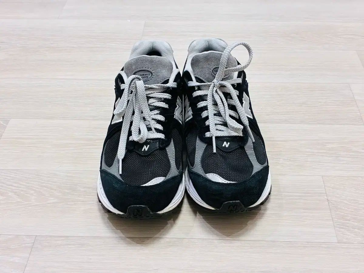 ニューバランス ゴアテックス M2002RXD ブラック スニーカー
