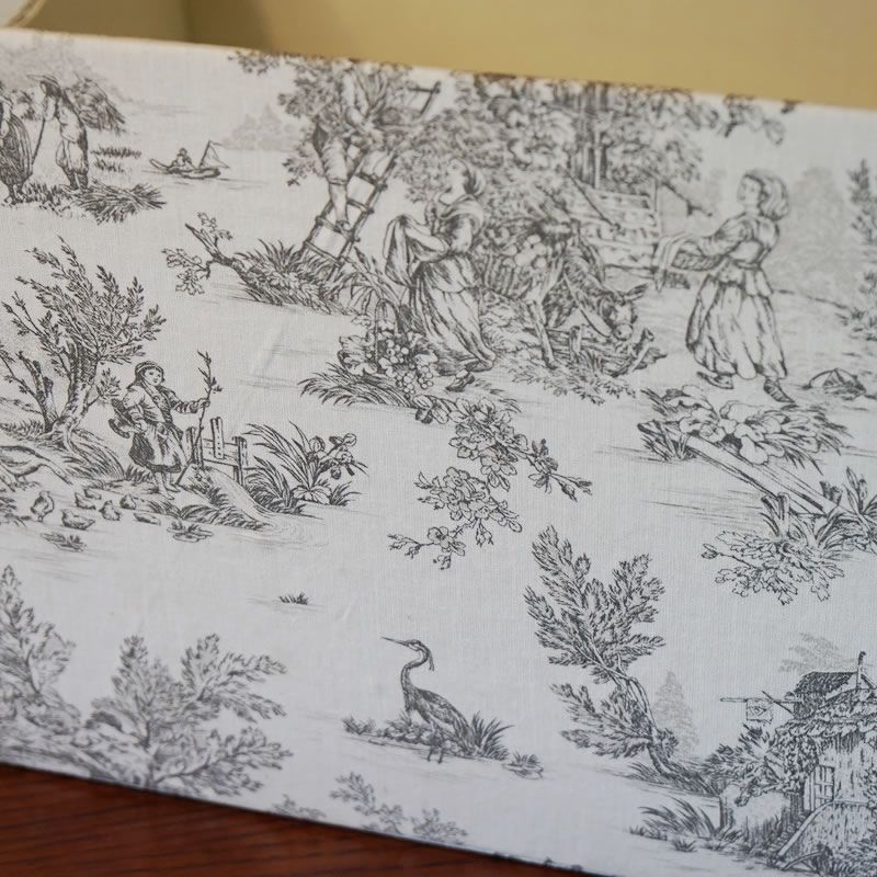 ジェニファーテイラー マガジンラック トワルドジュイ柄 Toile de Jouy
