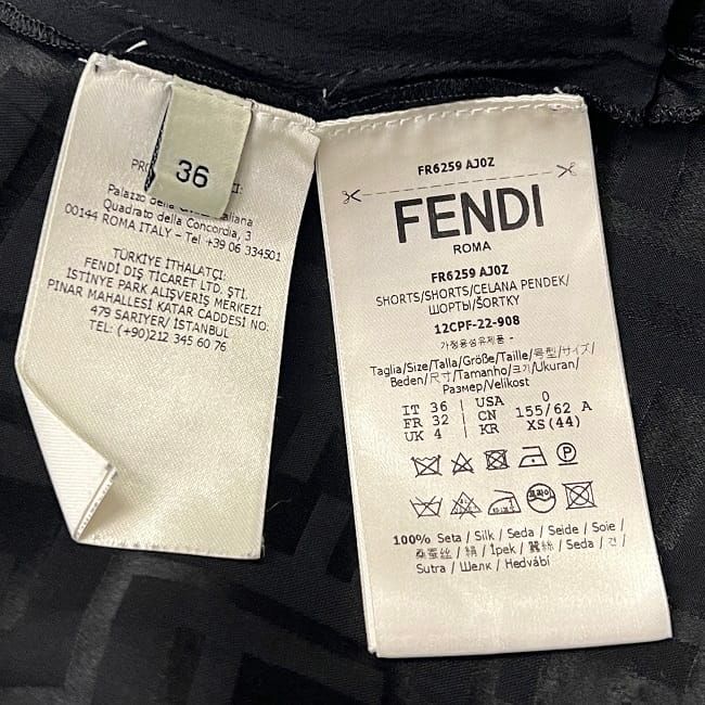 フェンディ ショートパンツ