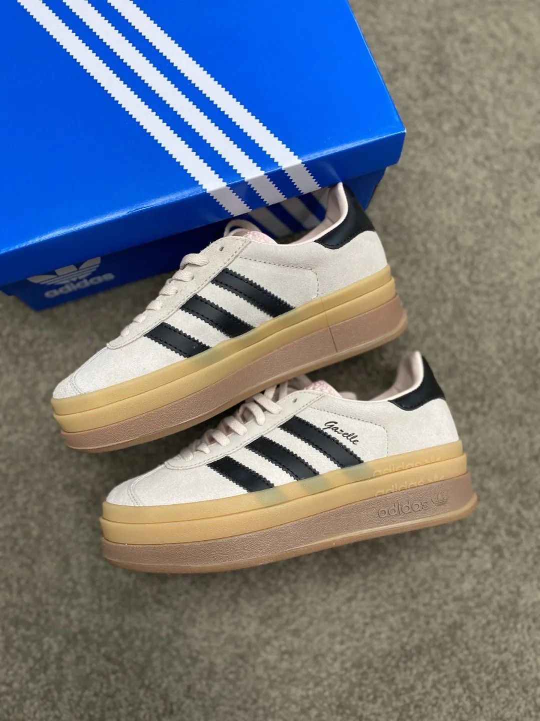 新品 Adidas Gazelle Indoor Trainers スニーカー