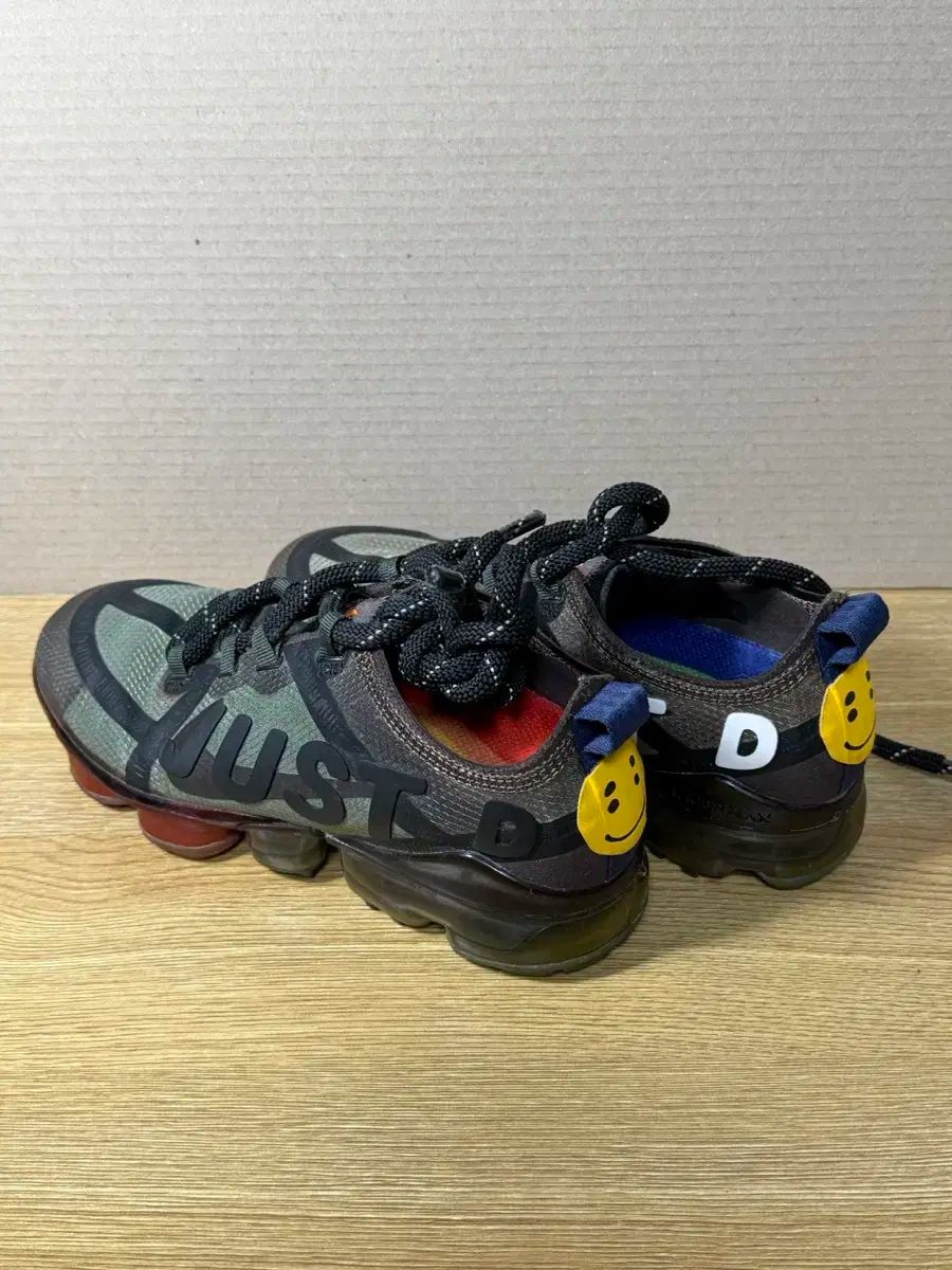 ナイキ x CPFM カクタス プラント フリーマーケット エア ヴェイパーマックス W 240