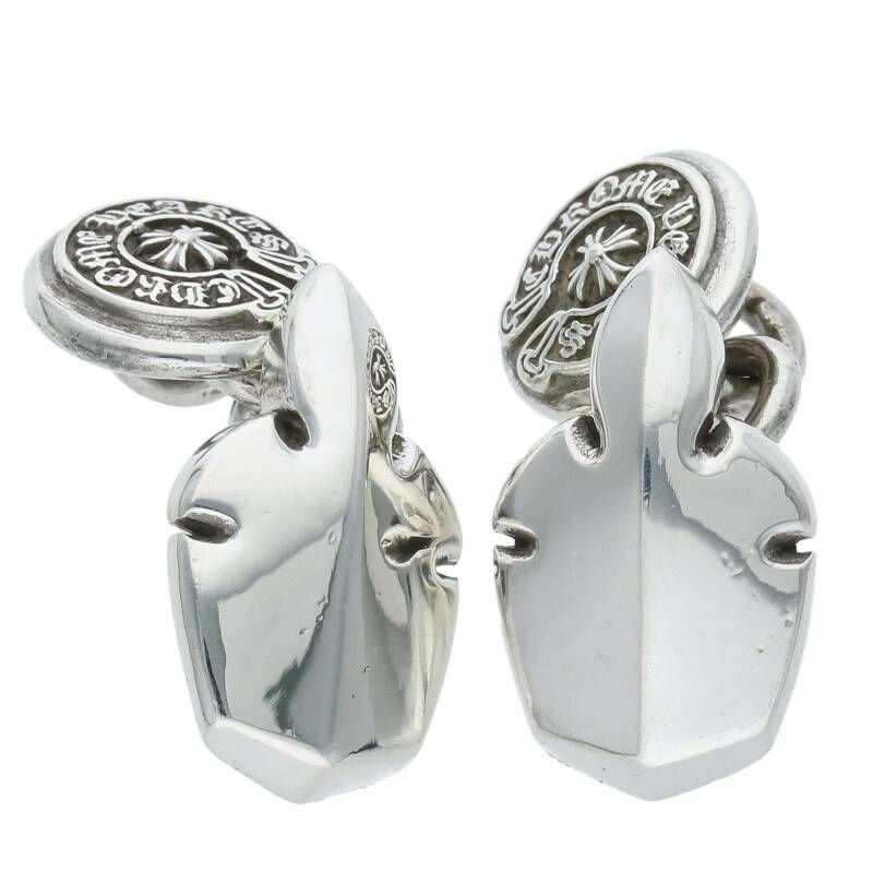 クロムハーツ　カフス 男の美意識が袖口からあふれる。| Urban Safari［アーバン サファリ］