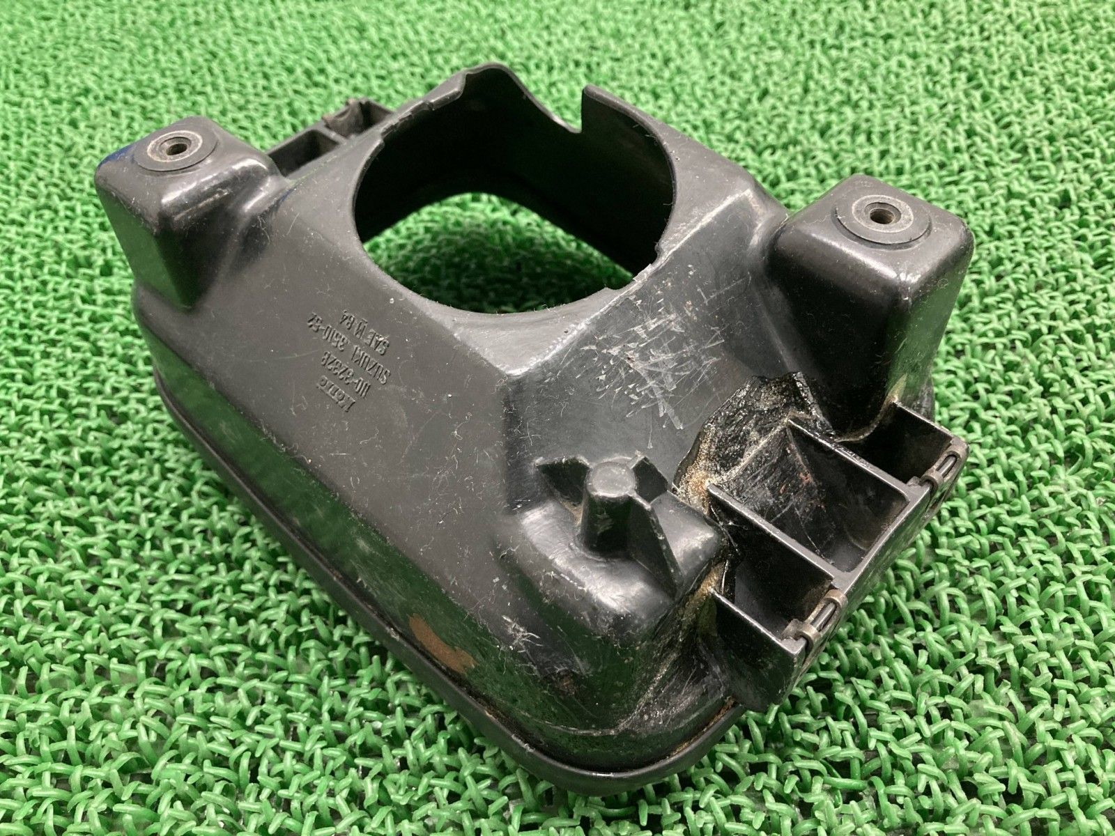 RG400ガンマ ヘッドライトケース 110-32326|997-17519 スズキ 純正 HK31A 110-32326 997-17519 修復素材に コケキズ無し Ld