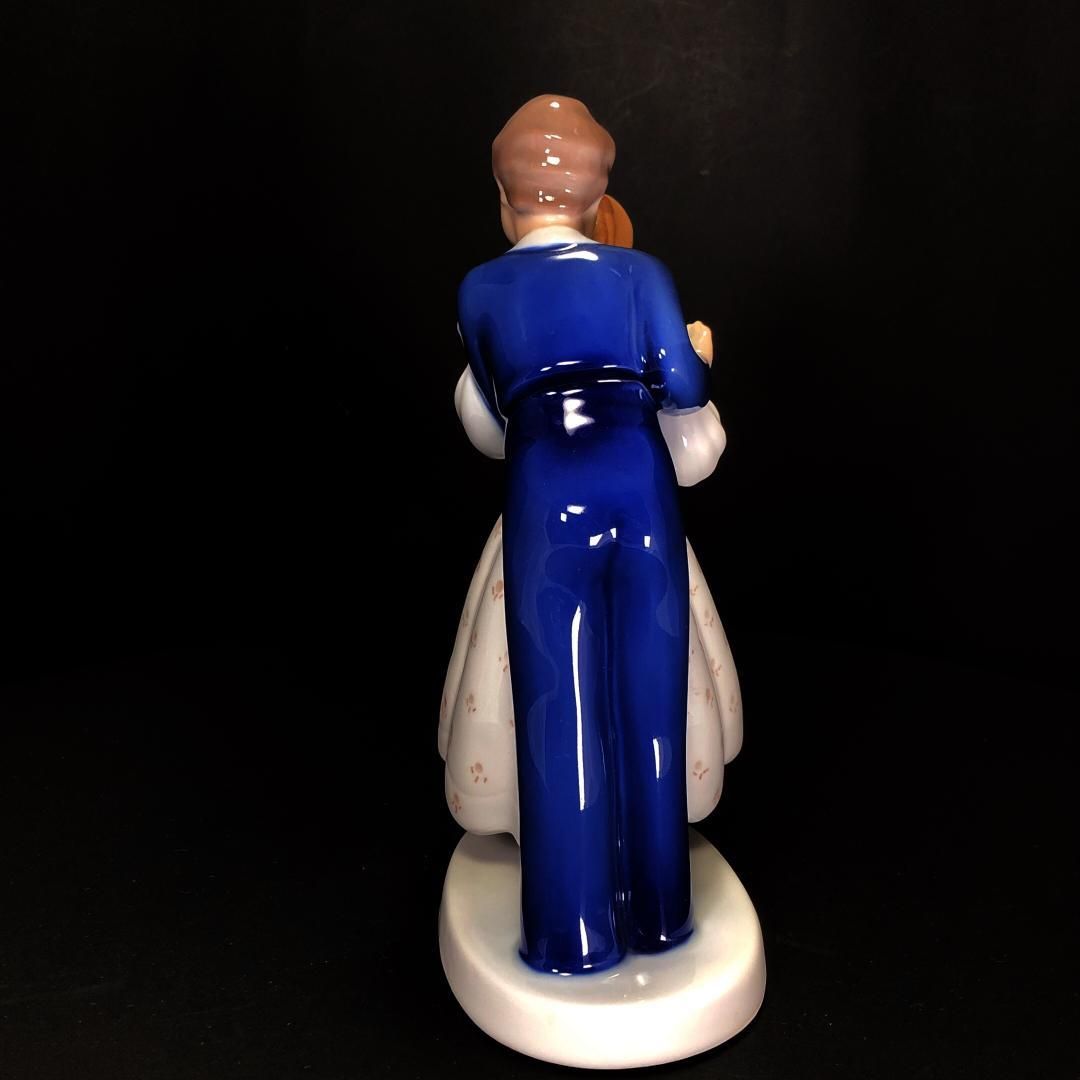 Royal Copenhagen ロイヤルコペンハーゲン 男の子と女の子 フィギュリン 2162 陶器 マルチカラー