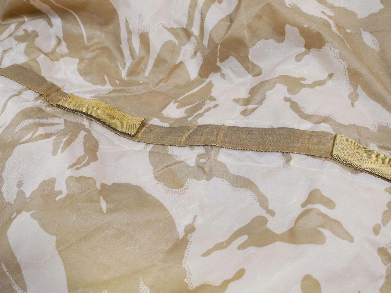 255cm×220cm 2004年