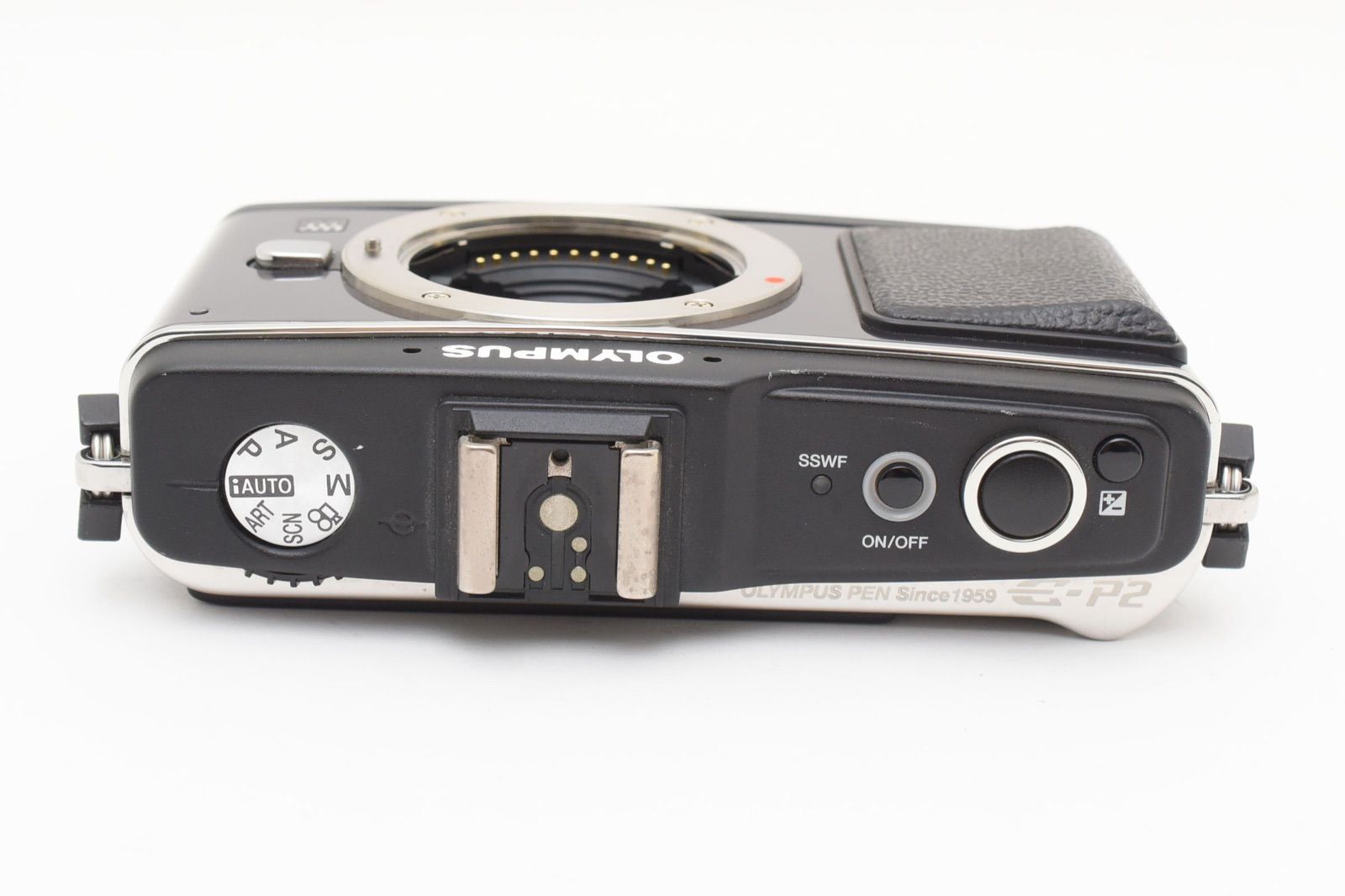 ☆シャッター回数:1361回!!☆ OLYMPUS オリンパス PEN E-P2 ボディ