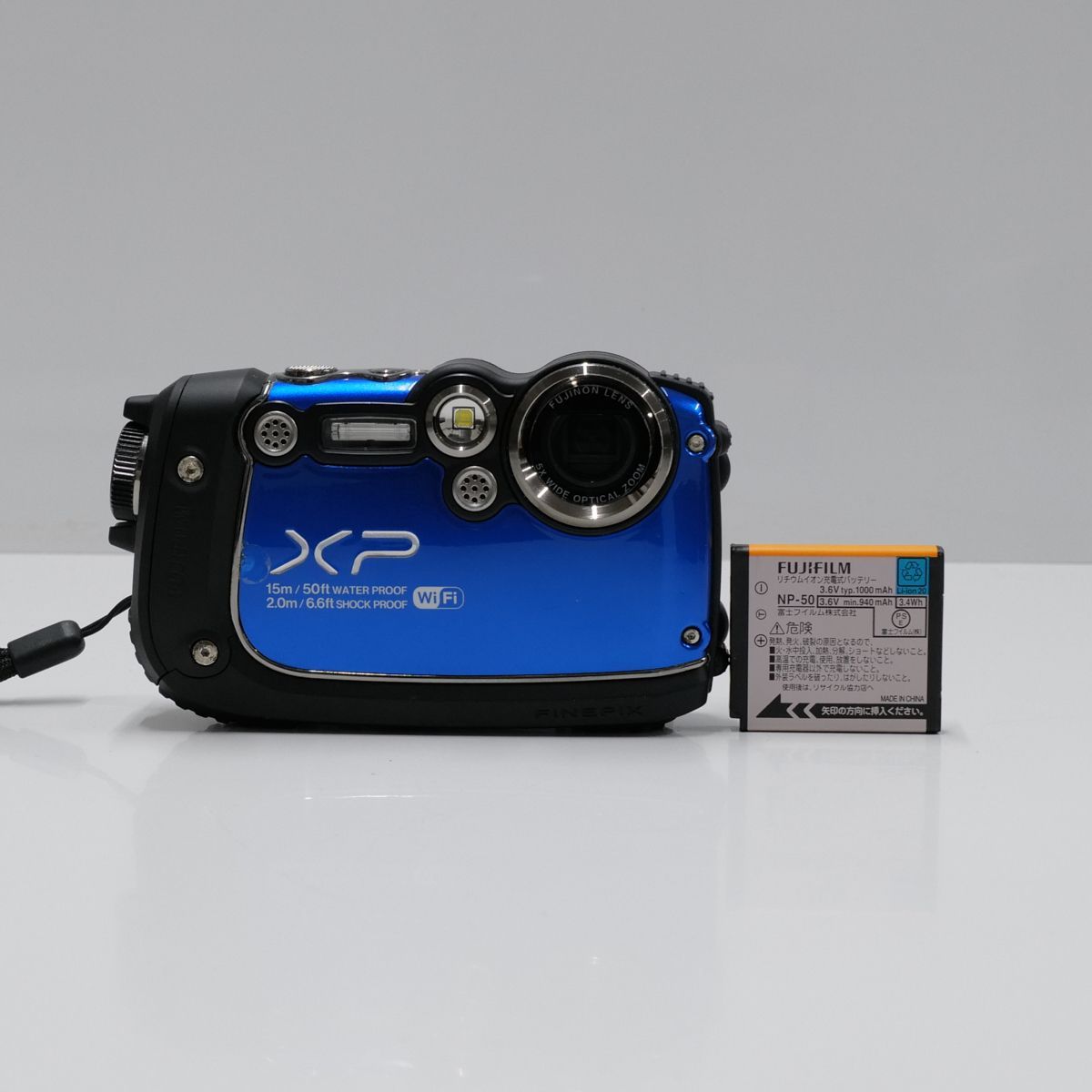 FUJIFILM FinePix XP200 USED美品 タフカメラ 本体＋バッテリー 防水 