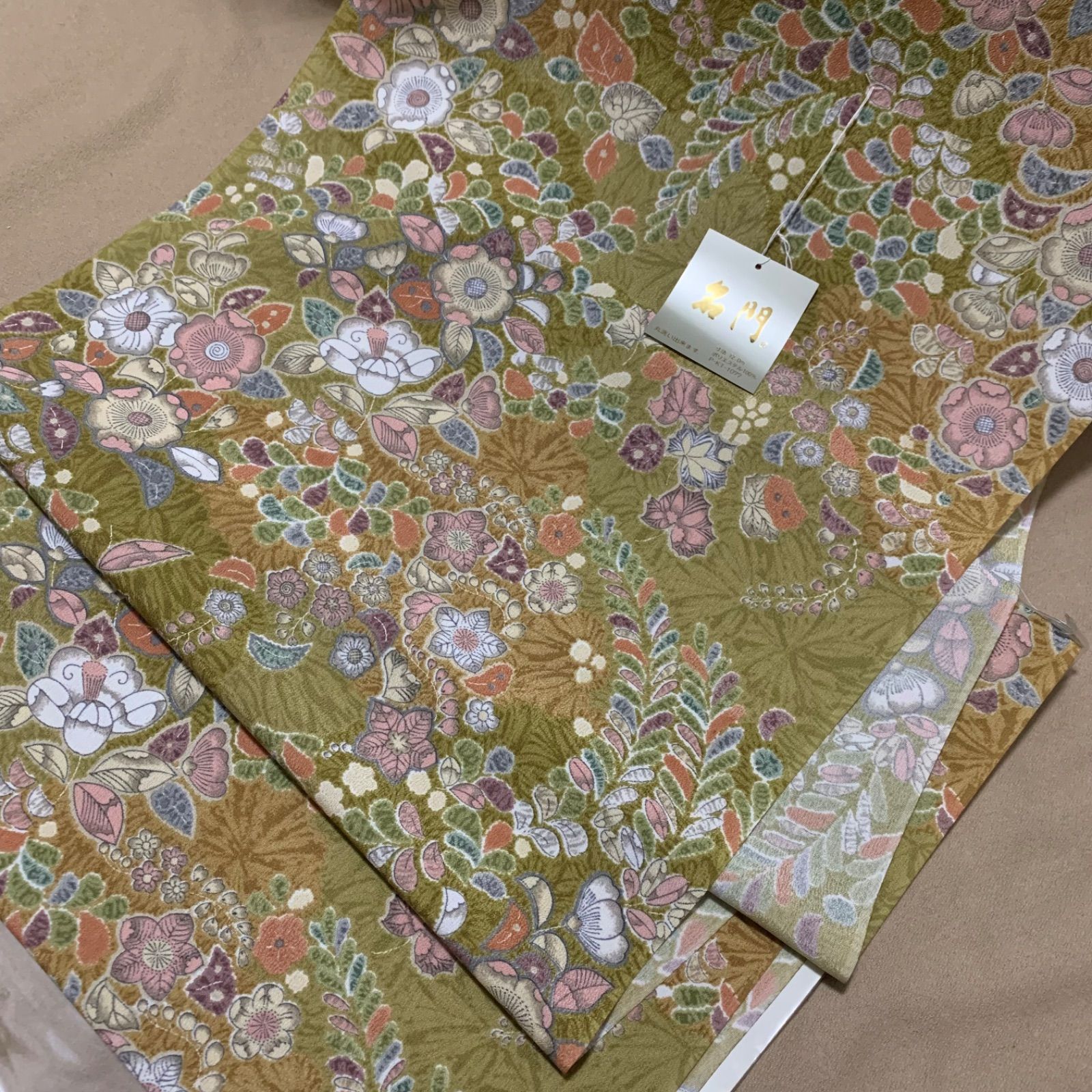 新品★﻿小紋 ポリエステル着尺 反物 リメイク-18 楽天市場】化繊きもの 反物 江戸小紋 三勝染め 単品 未仕立て