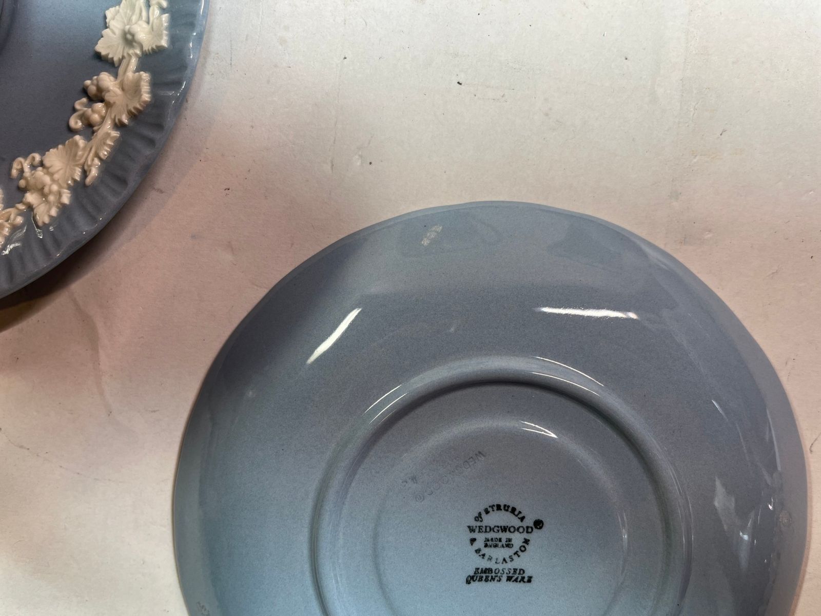 ウェッジウッド エンボスクィーンズウェア WEDGWOOD - 《美品》ウェッジウッド クイーンズウェア エンボス
