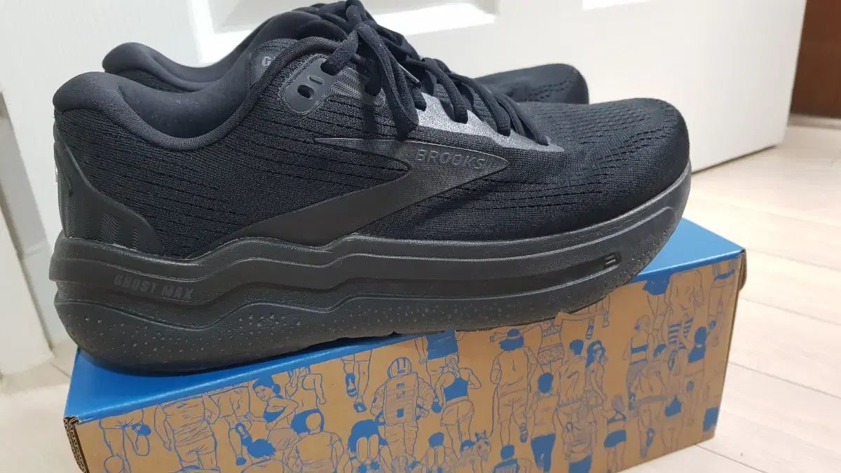BROOKS(ブルックス) ゴースト Max 2 黒 270 2E - メルカリ