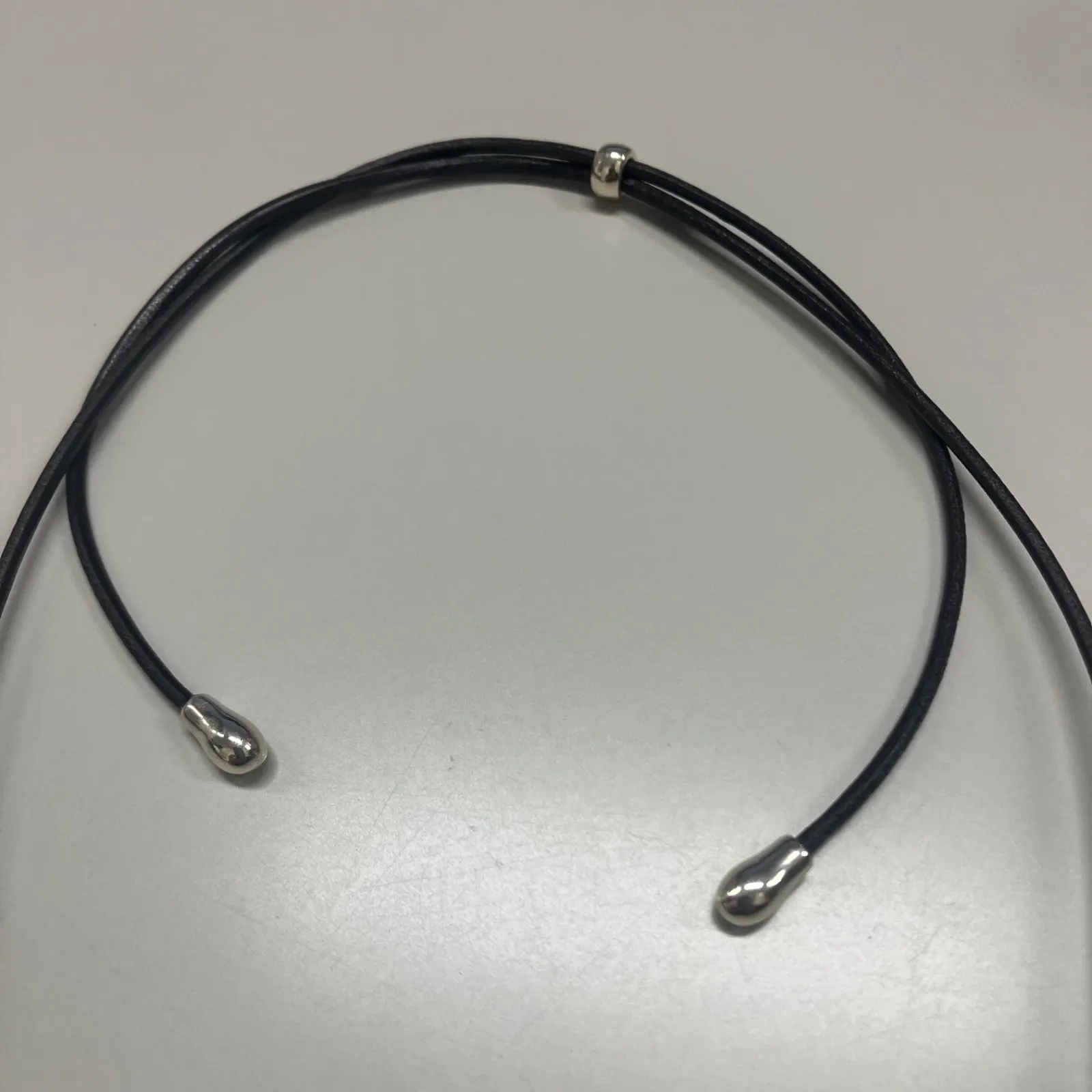 未使用品 h'eres CETACEA LEATHER CHOKER NECKLACE サテーシア レザー