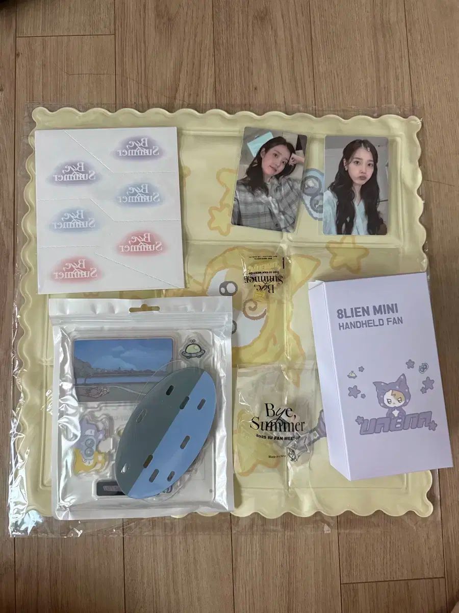 IU ペンミーティング 入場特典 トレカ ITZY ペンミ 入場特典 トレカ  