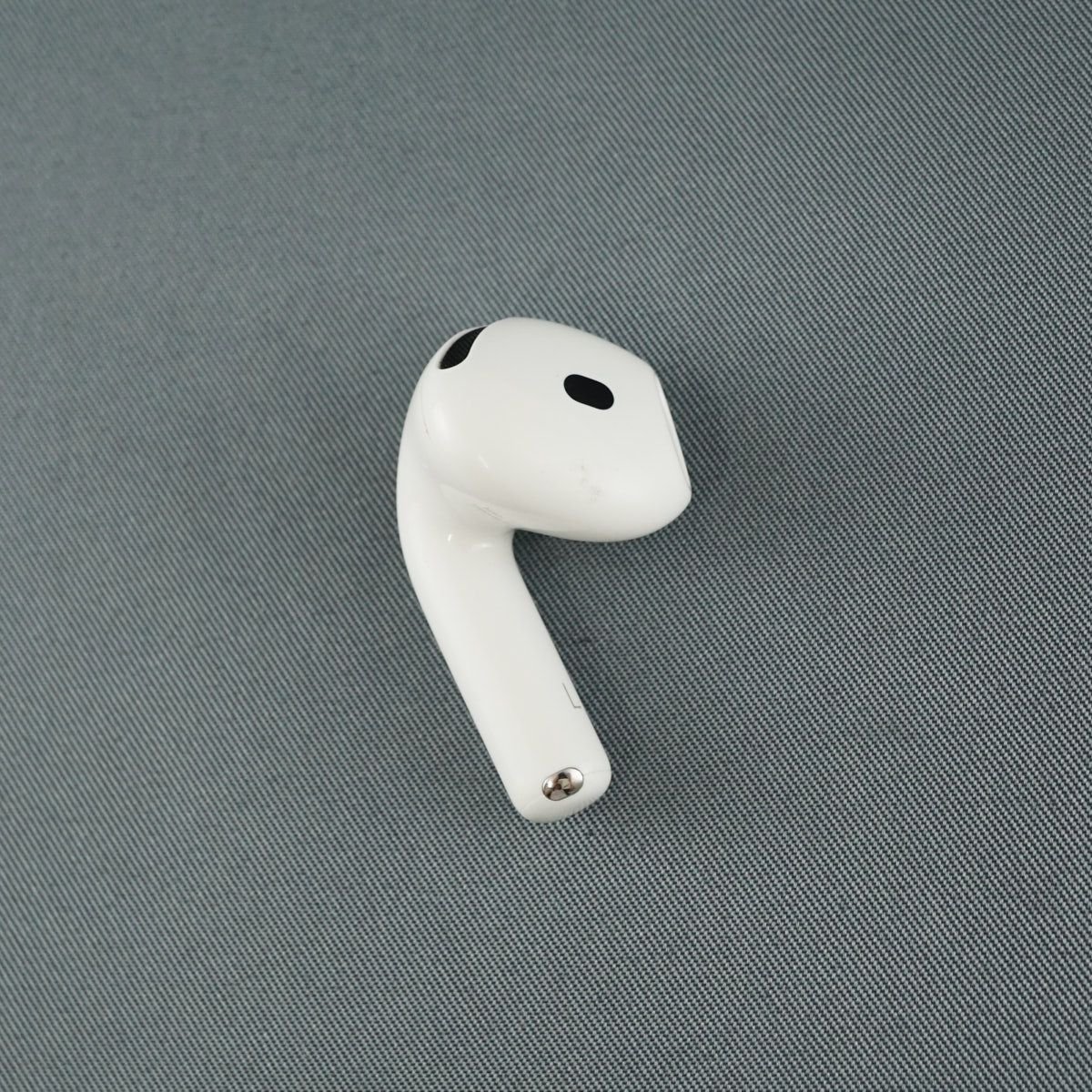 美品 AirPods 4 アクティブノイズキャンセリング（美品Apple