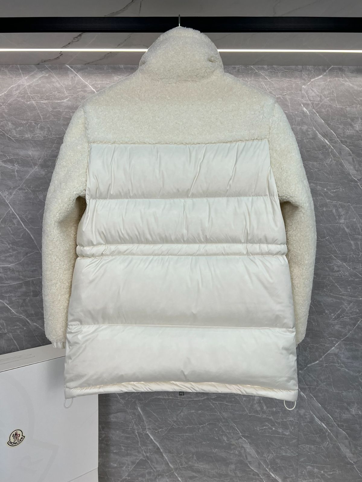 00s MONCLER ダウンコート　モンクレール　ベージュ　レディース　茶タグ レディース｜ダウンジャケット｜モンクレール公式