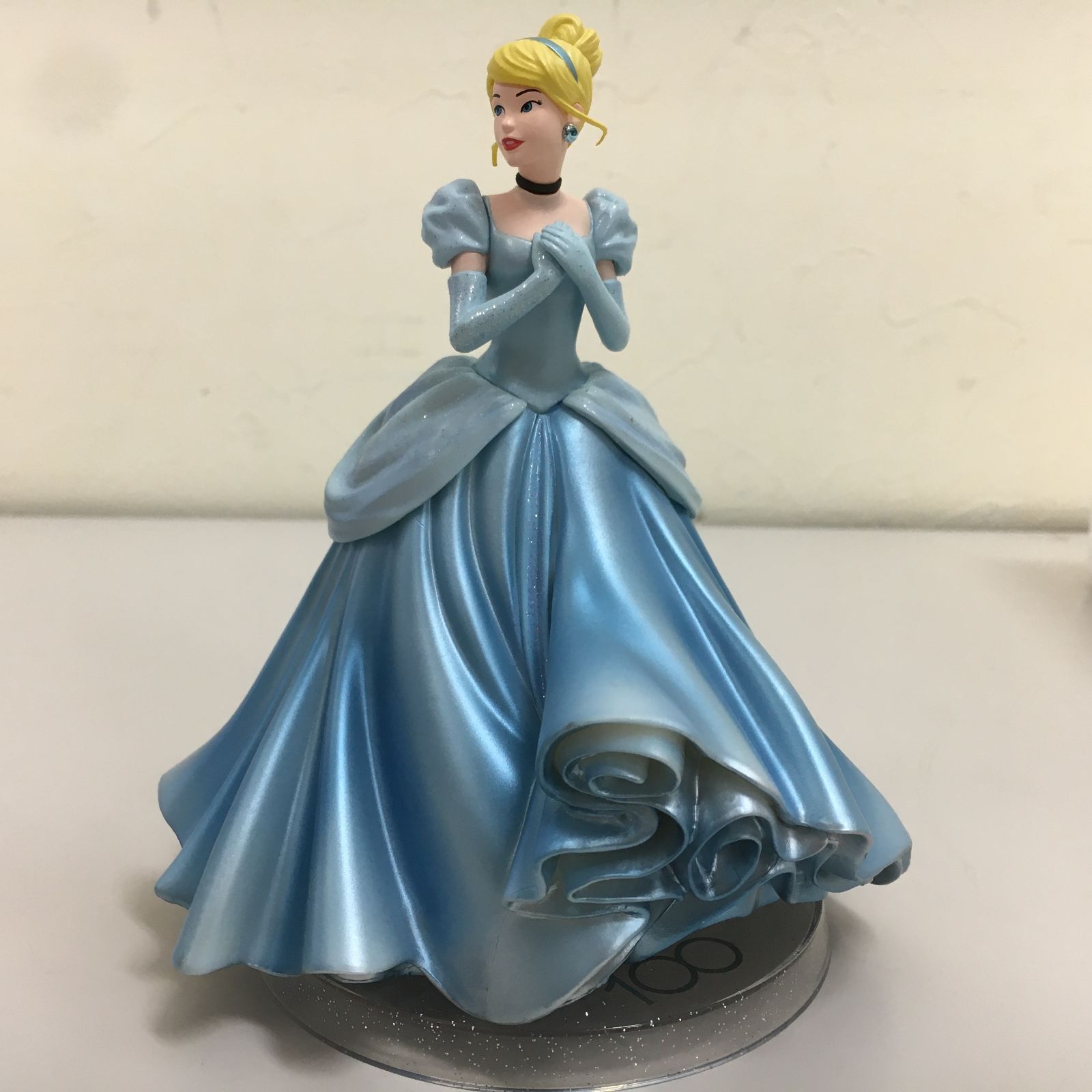 ディズニー100 くじA賞 シンデレラ城 シンデレラ　フィギュア Happyくじ ディズニー100 A賞 シンデレラ城＆シンデレラ