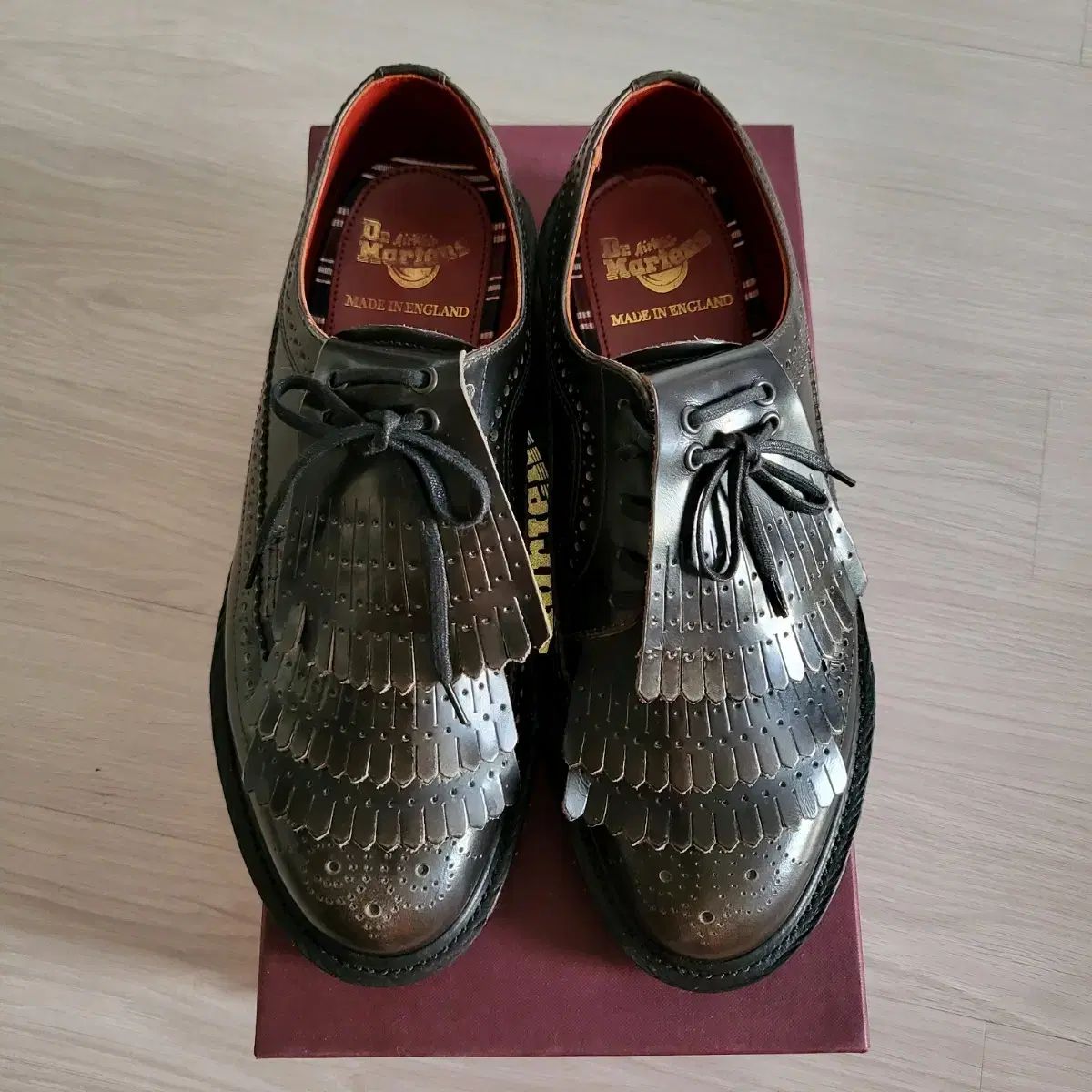 【雷市場（ポンジャン）商品韓国直送】 DR. MARTENS(ドクターマーチン) エリザベス ウィングチップ ( uk7 ）
