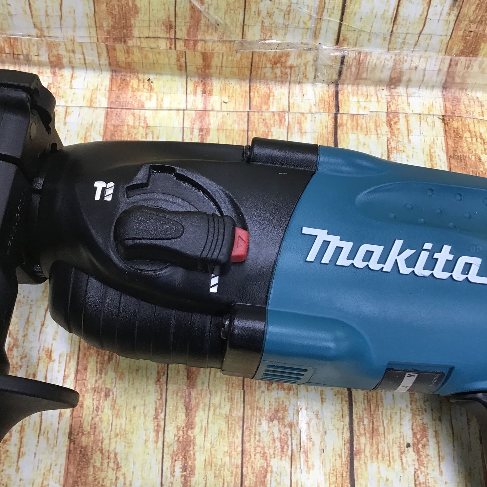 マキタ(makita) ハンマドリル HR1830F【川崎店】 - メルカリ