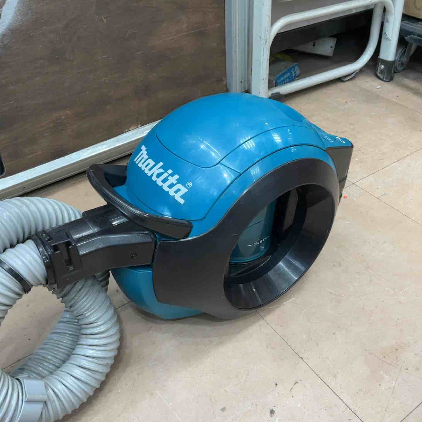 ☆マキタ(makita) コードレスサイクロン掃除機 CL500DZ【草加店