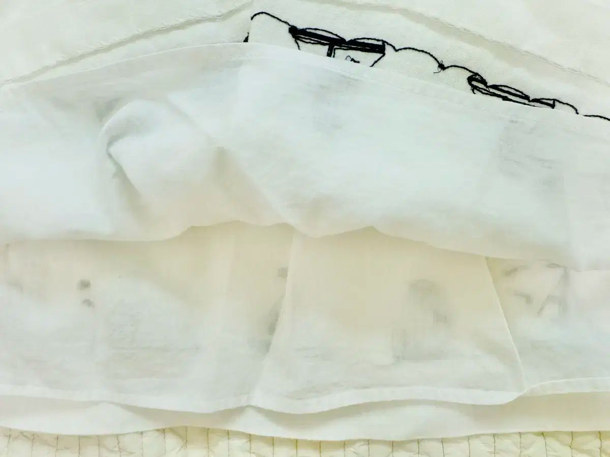 エンブロイダリーワンピース