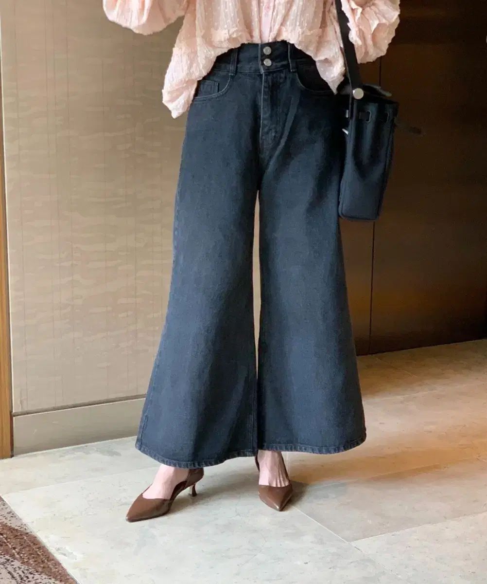 週末のみ ヴィチーニ リボンポケットデニム S 黒と青