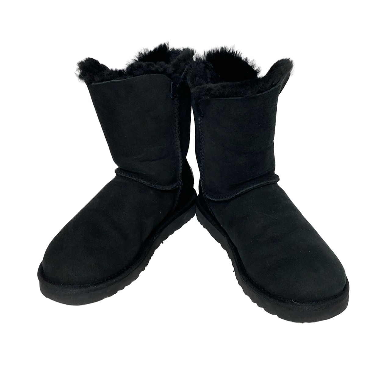 美品 UGG アグ ヘイリー 7 黒 UGG(アグ) ショートブーツ 22 レディース美品 ベイリーボタン
