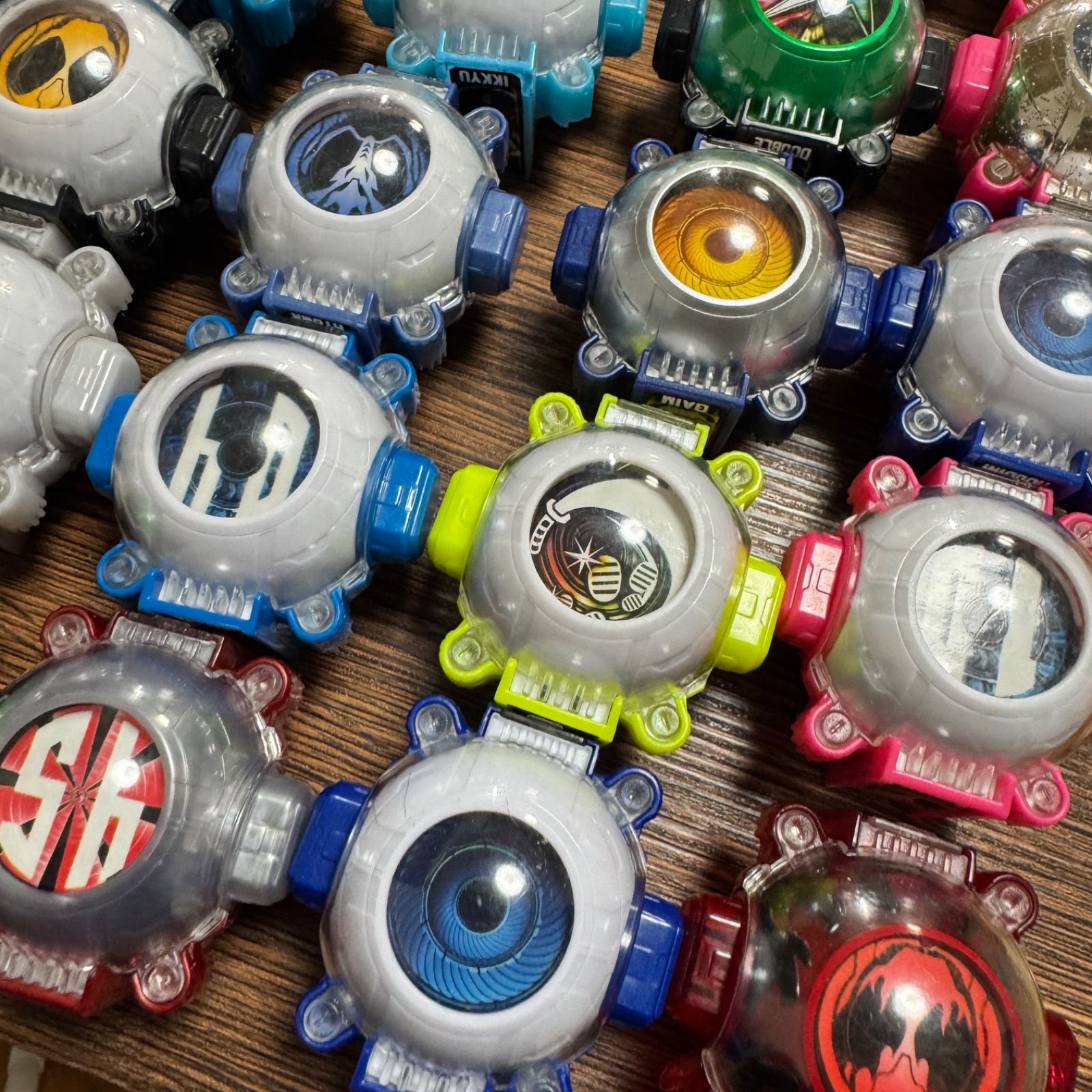 Amazon | 仮面ライダーゴースト 変身ベルト DXゴースト