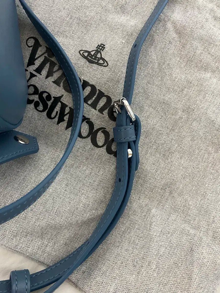 ヴィヴィアン ウエストウッド