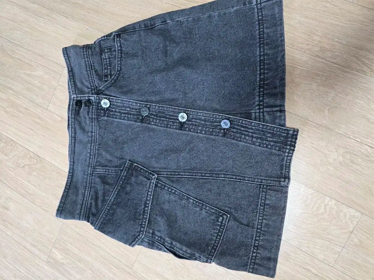 LUCKY CHOUETTE ラッキーシュエトゥ ブラックジーンズ 38