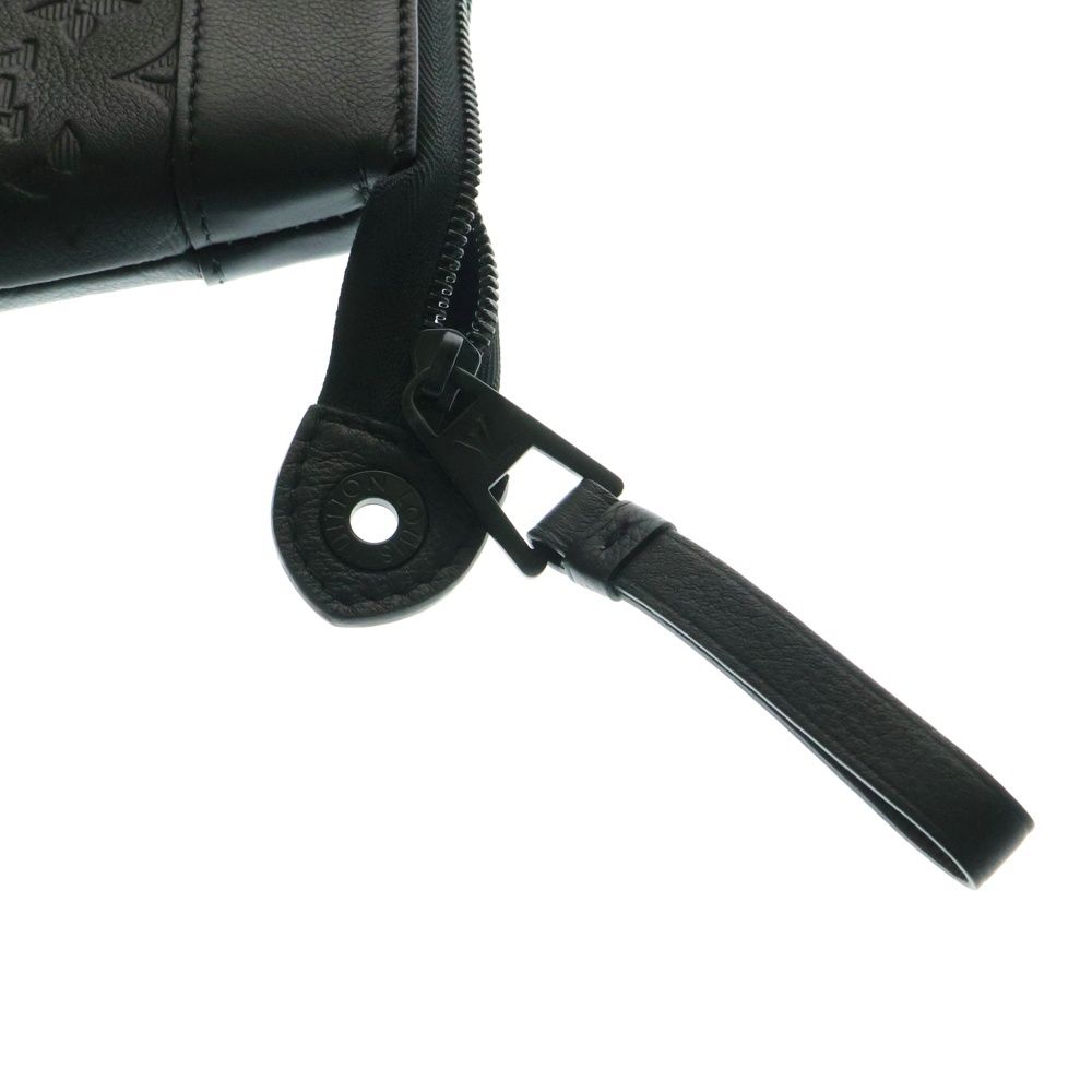 モノグラムシャドウ