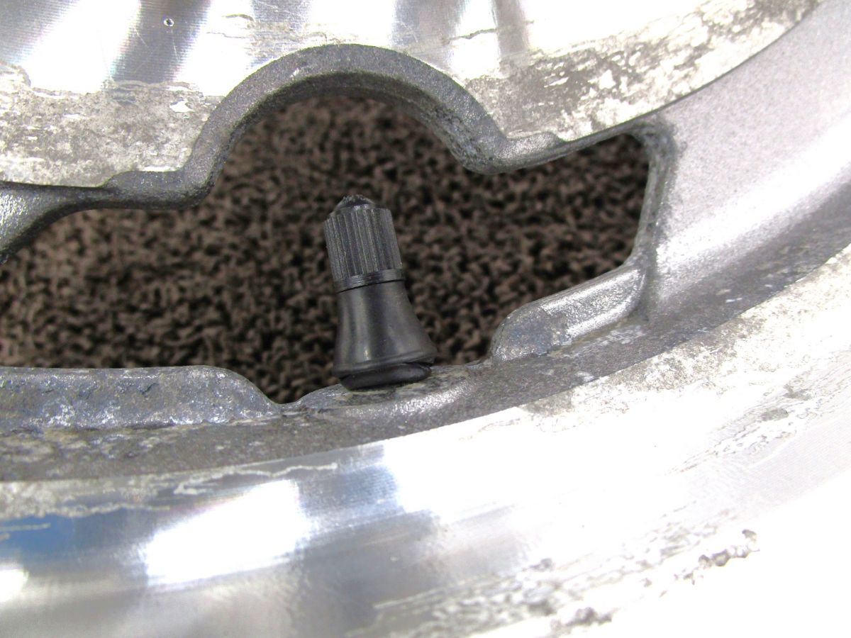 マグナ250S フロントホイール