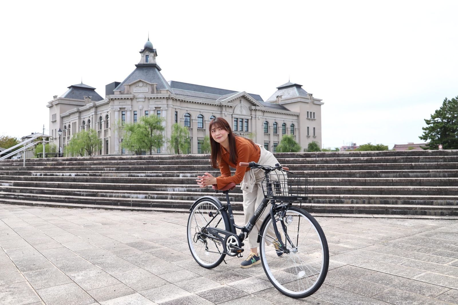 パンクしにくい自転車 LEDダイナモライト